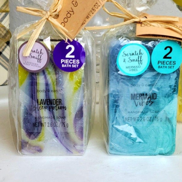 Other - Body & Earth Handmade Soap 4 Count